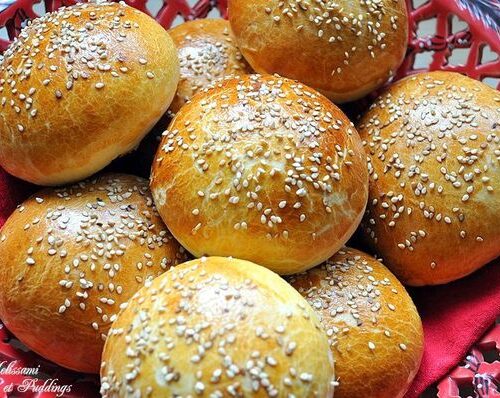 Discover the Flaky Delights of Algerian Chrik: A Traditional Pastry