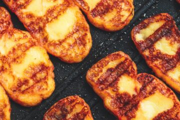 Saganaki Halloumi: A Sizzling Greek Delight